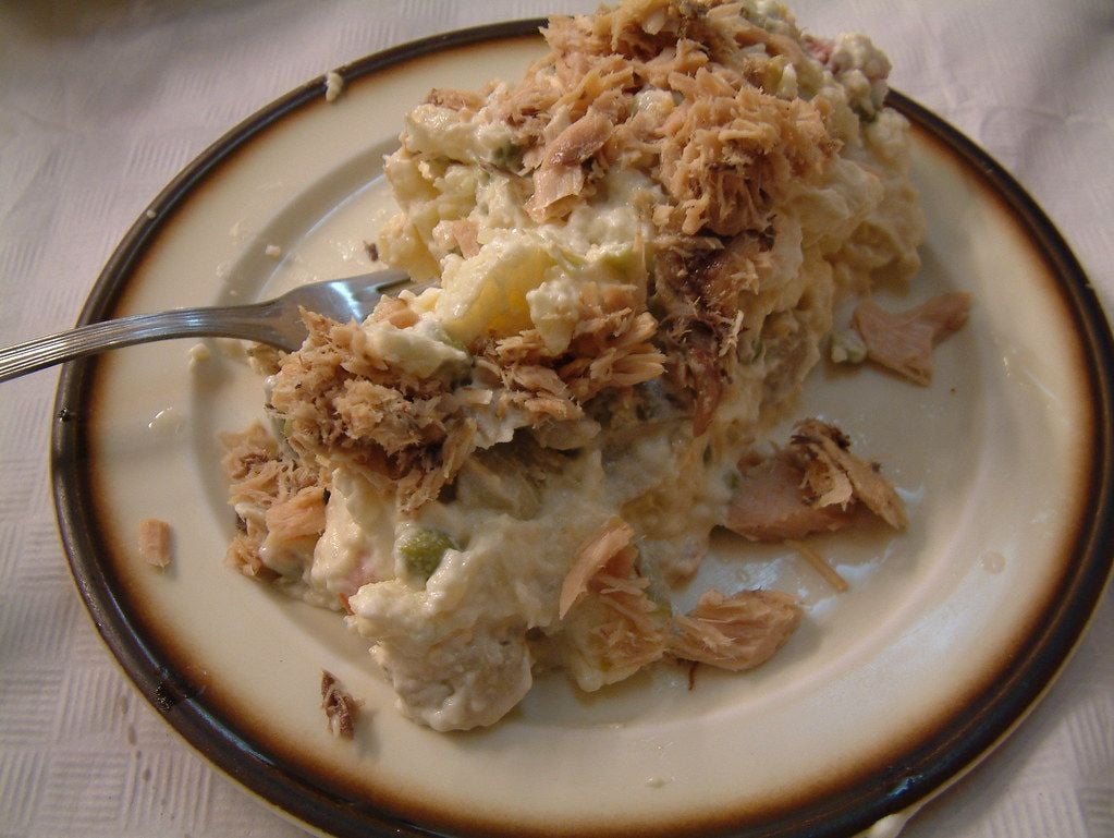 Delicious Spanish Tuna Potato Salad Made Easy