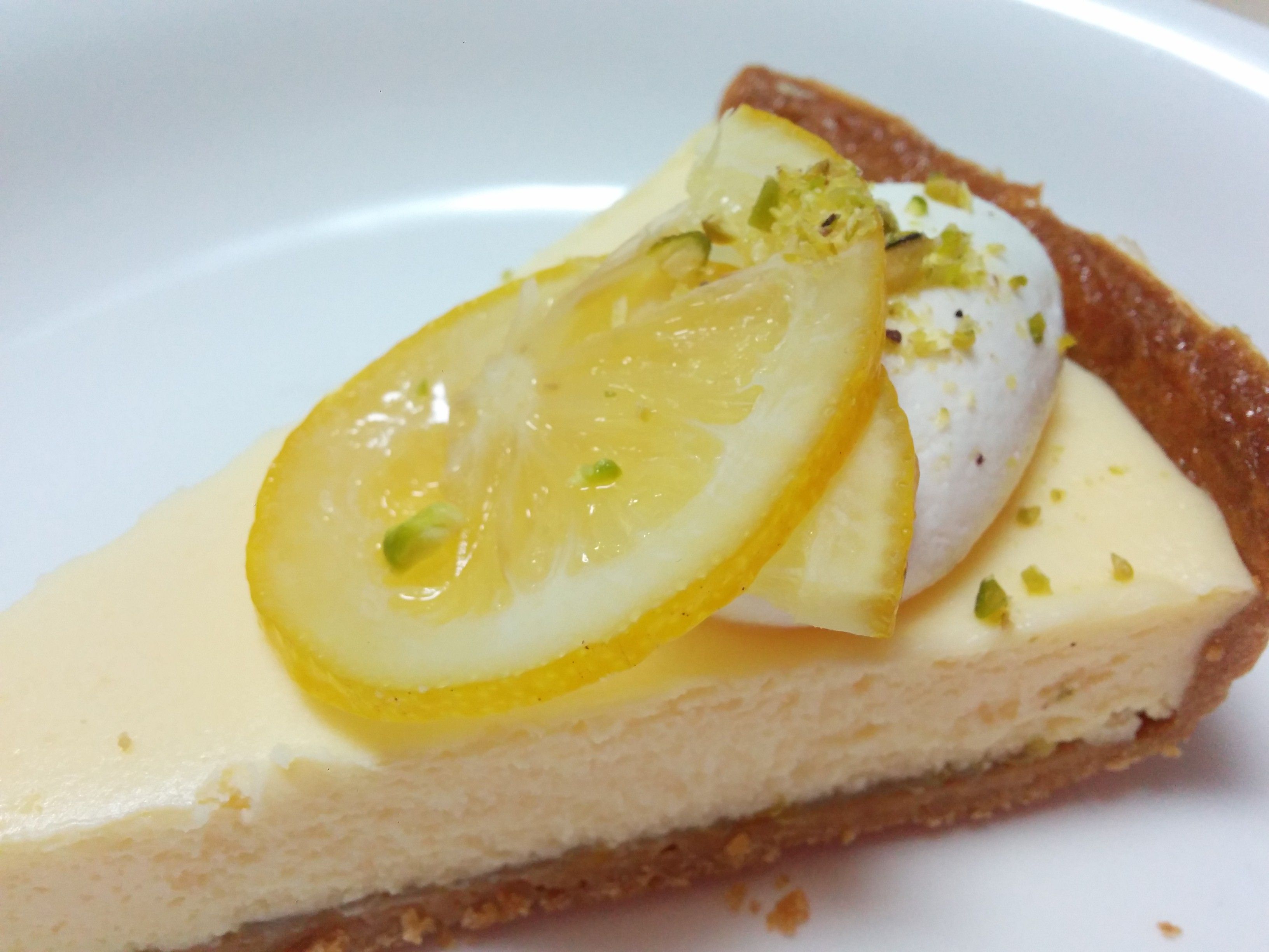 Easy No-Bake Lemon Cheesecake Recipe