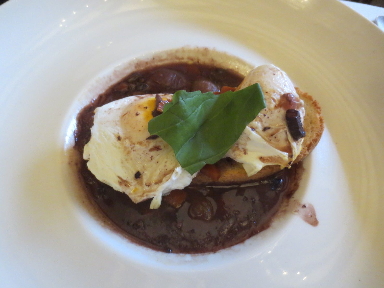Reviving French Classic: Oeufs En Meurette