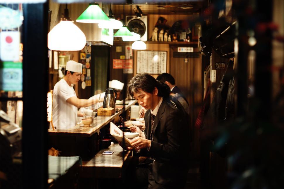 The Intricate Dynamics of Restaurant Ordering Uncovered