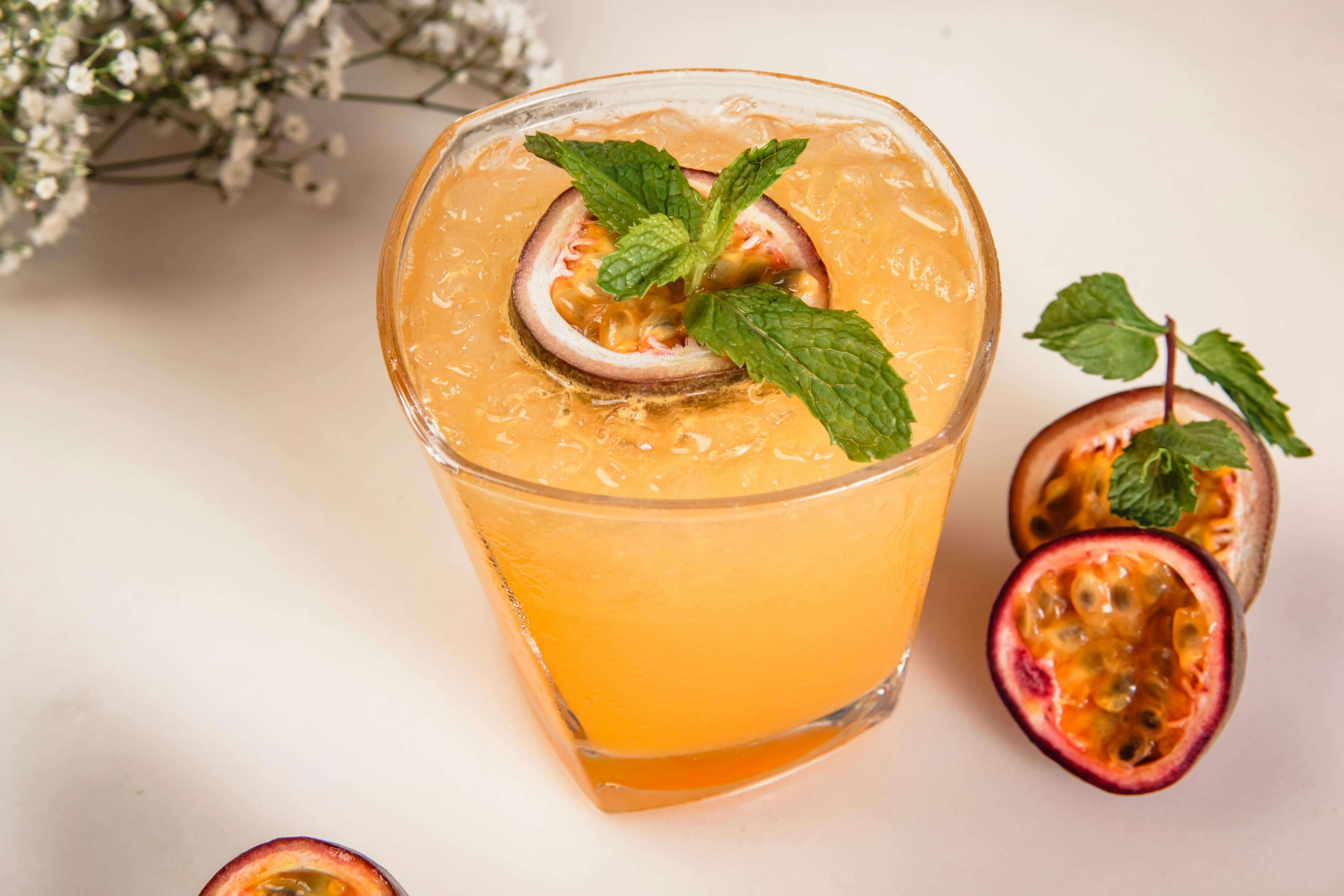 The Cobra's Fang: A Mid-century Cocktail Making Waves Again