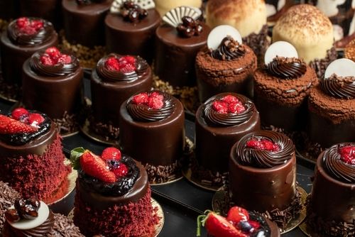 A Vibrant Visual Feast: Introducing Stunningly Colored Desserts for Any Occasion