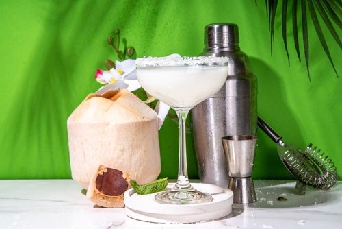 Refreshing Coconut Daiquiri: A New Take on an Old Classic