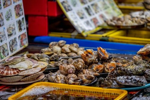 Unveiling Los Angeles' Extraordinary Seafood Scene
